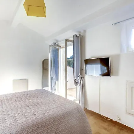 Villa Chopin By Interhome